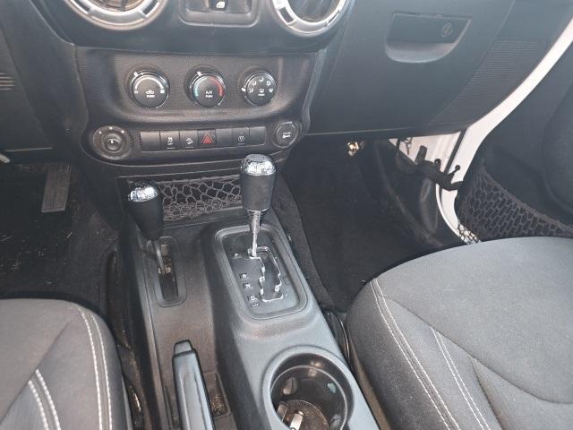used 2015 Jeep Wrangler Unlimited car, priced at $16,995