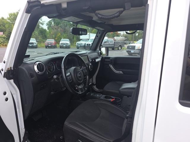 used 2015 Jeep Wrangler Unlimited car, priced at $16,995
