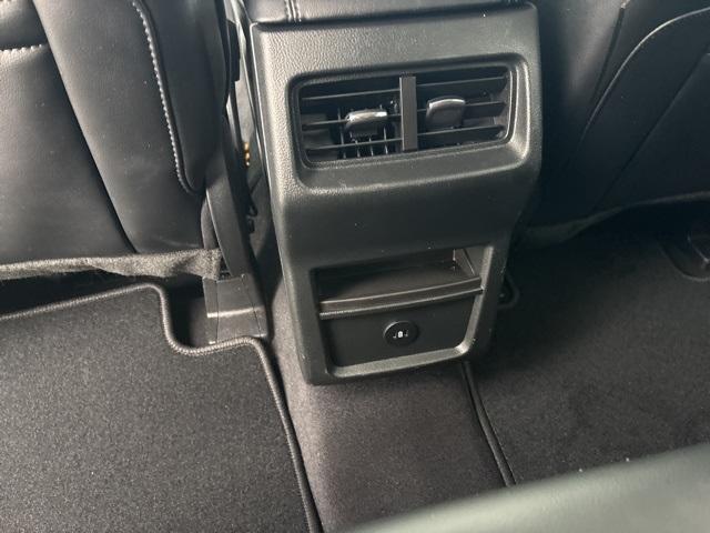 used 2024 Ford Edge car, priced at $29,995