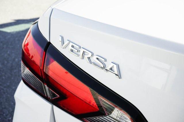 new 2024 Nissan Versa car