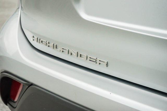 used 2023 Toyota Highlander Hybrid car, priced at $43,512