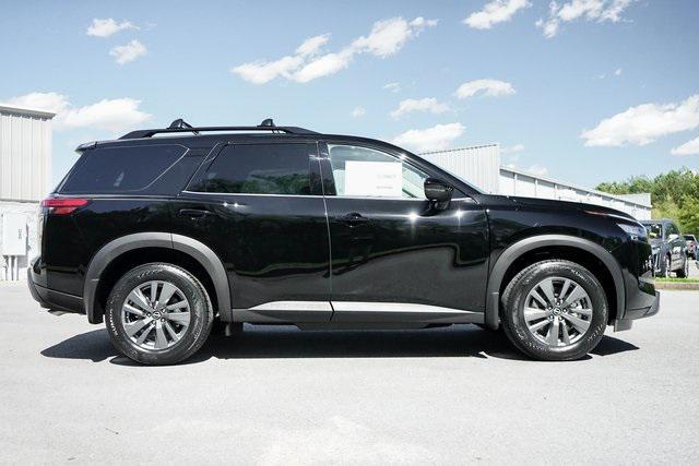 new 2024 Nissan Pathfinder car, priced at $41,255