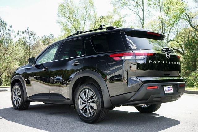 new 2024 Nissan Pathfinder car, priced at $41,255