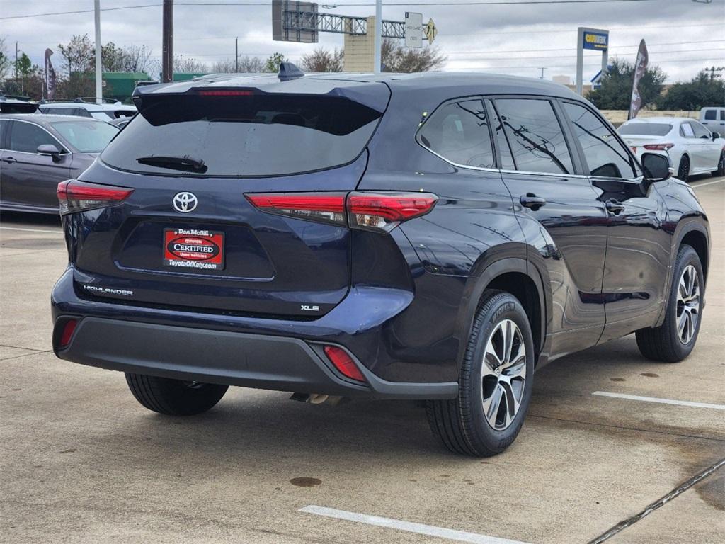 used 2023 Toyota Highlander car, priced at $38,288