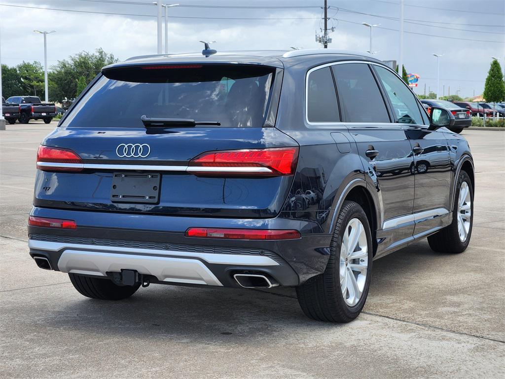 used 2025 Audi Q7 car, priced at $50,995