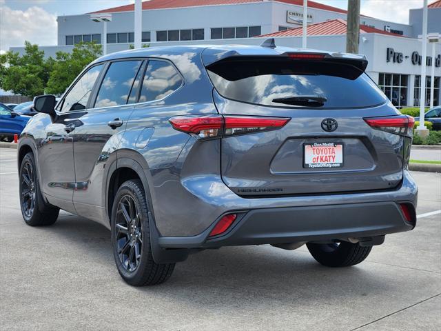 used 2023 Toyota Highlander car, priced at $34,795