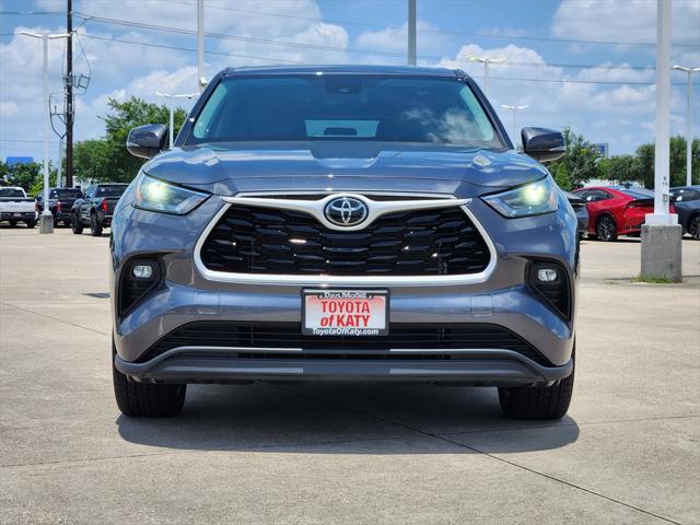 used 2023 Toyota Highlander car, priced at $34,795