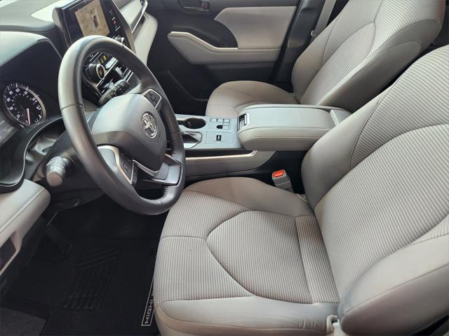used 2023 Toyota Highlander car, priced at $34,795