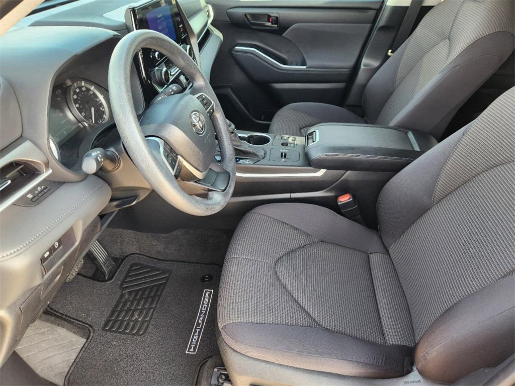 used 2023 Toyota Highlander car, priced at $35,488