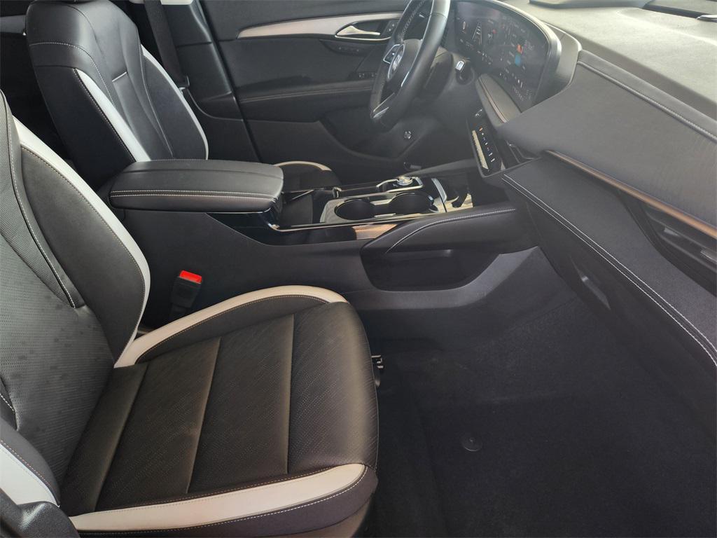 used 2024 Buick Envision car, priced at $30,495