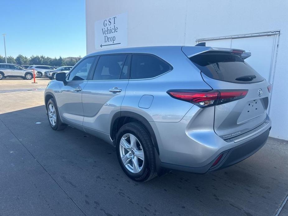 used 2023 Toyota Highlander car, priced at $36,808