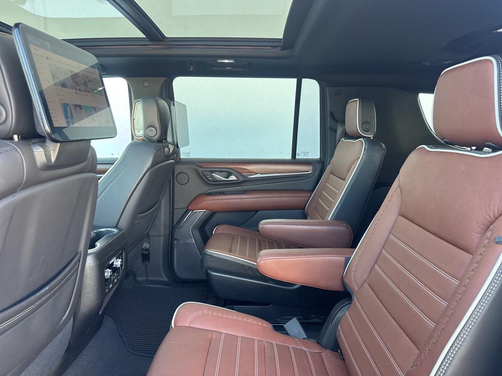 used 2023 GMC Yukon XL car, priced at $75,995