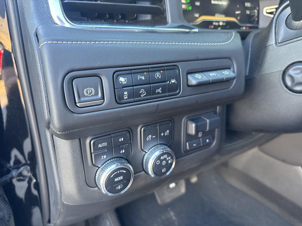 used 2023 GMC Yukon XL car, priced at $75,995