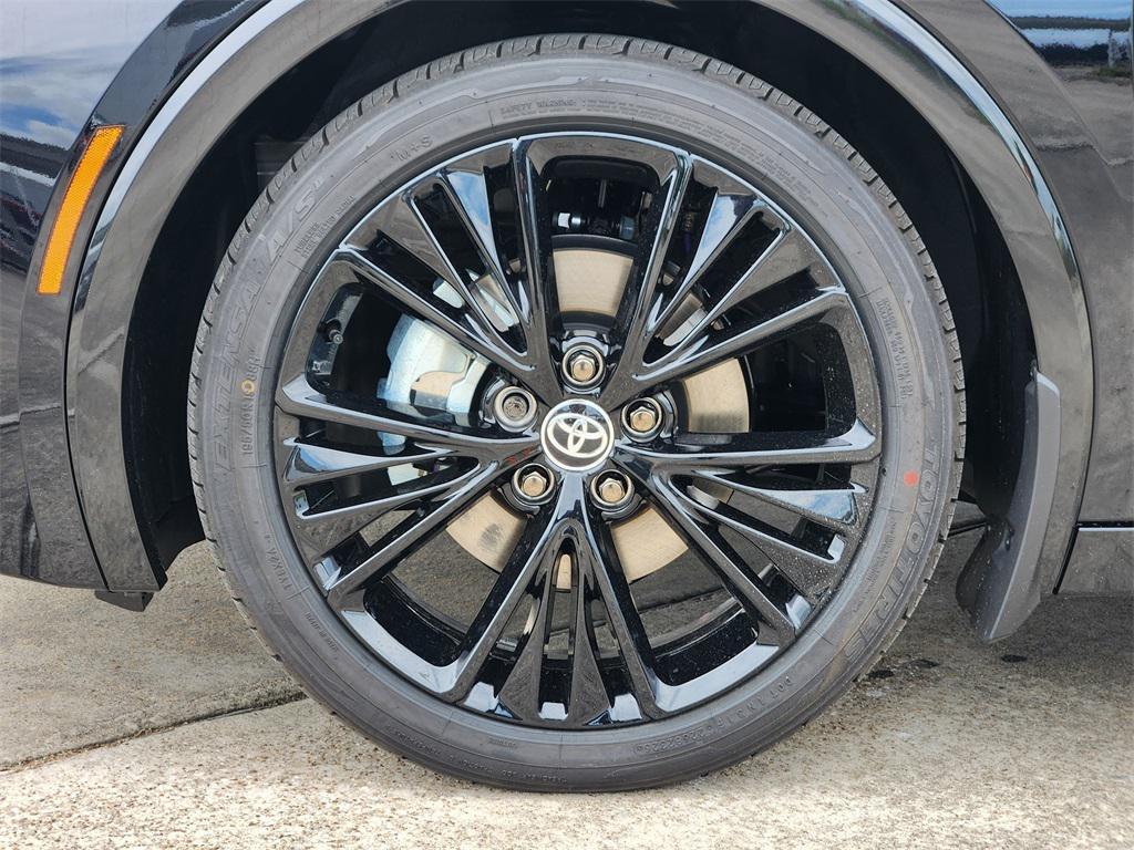 new 2026 Toyota Prius Plug-In Hybrid car, priced at $41,527