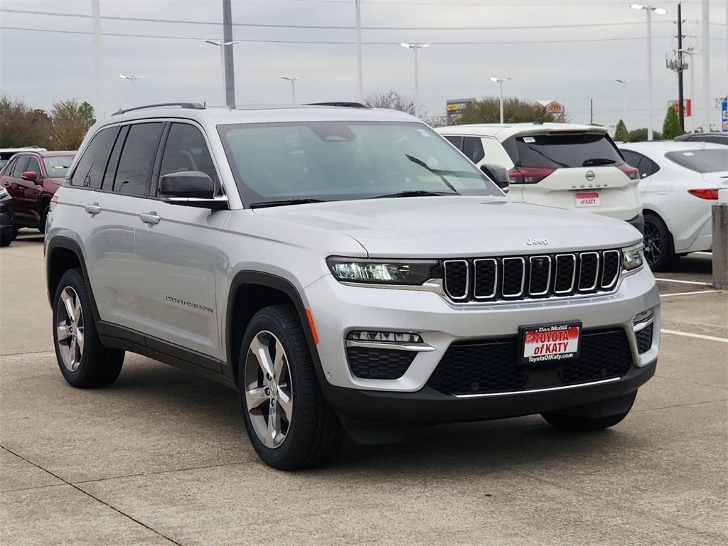 used 2022 Jeep Grand Cherokee car, priced at $26,588