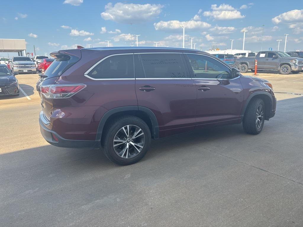 used 2016 Toyota Highlander car, priced at $20,695