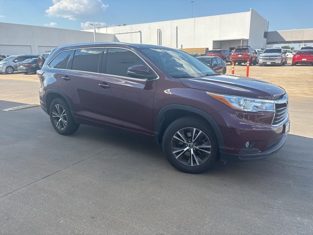 used 2016 Toyota Highlander car, priced at $20,695