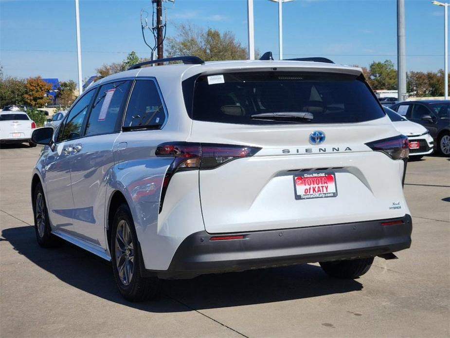 used 2024 Toyota Sienna car, priced at $45,588