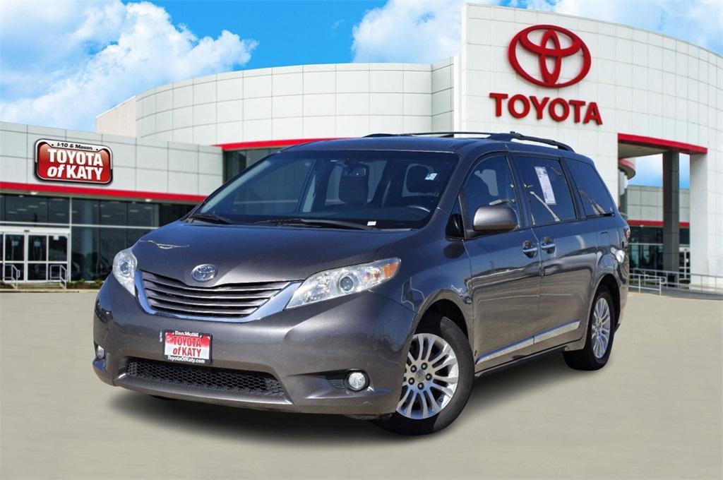 used 2016 Toyota Sienna car, priced at $18,288