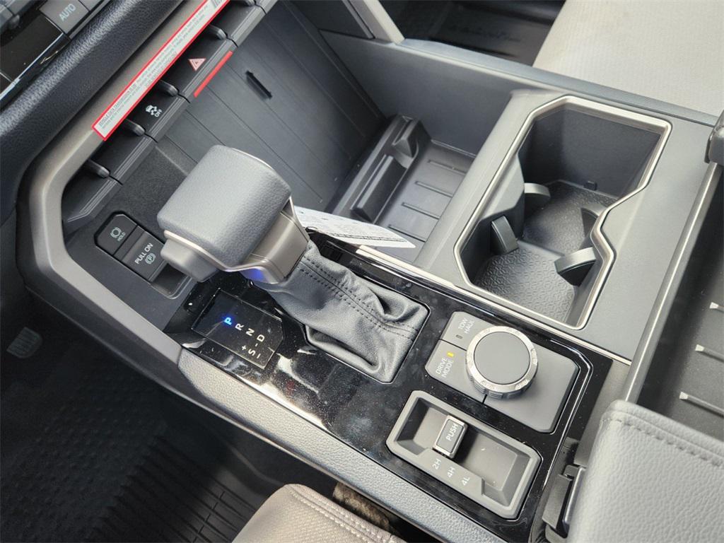 new 2024 Toyota Tundra car