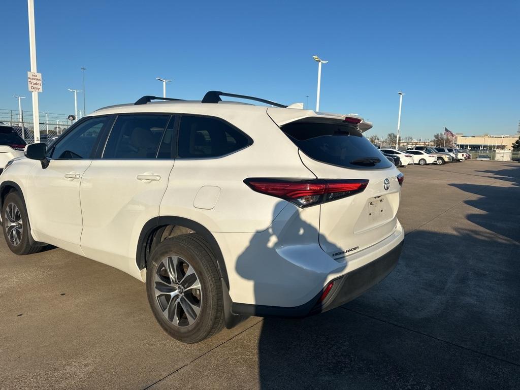 used 2023 Toyota Highlander car, priced at $37,788