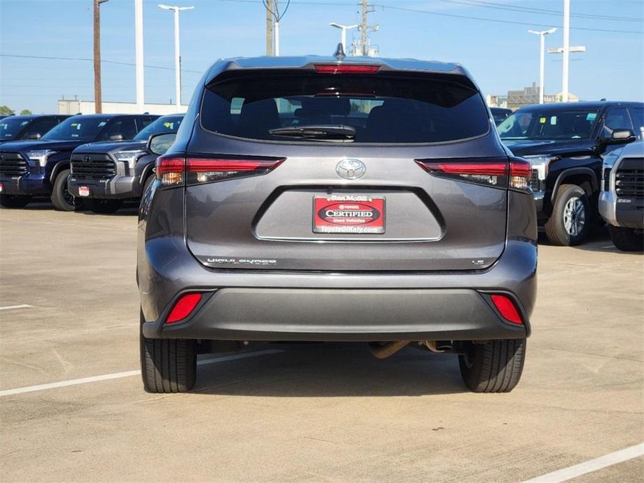 used 2024 Toyota Highlander car, priced at $38,488