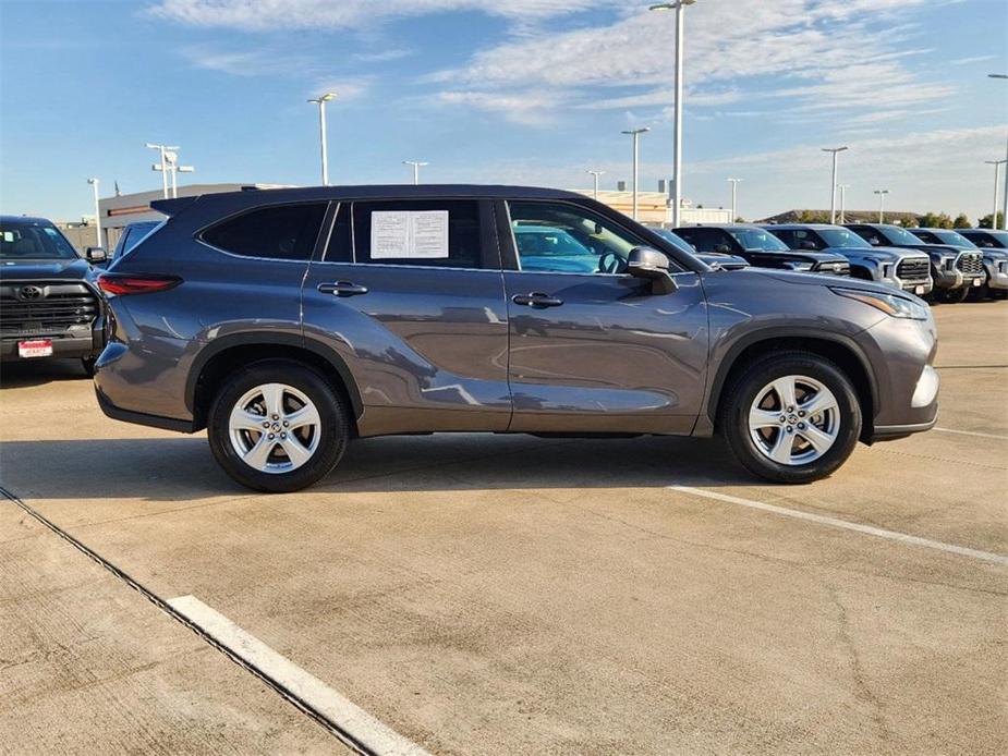 used 2024 Toyota Highlander car, priced at $38,488