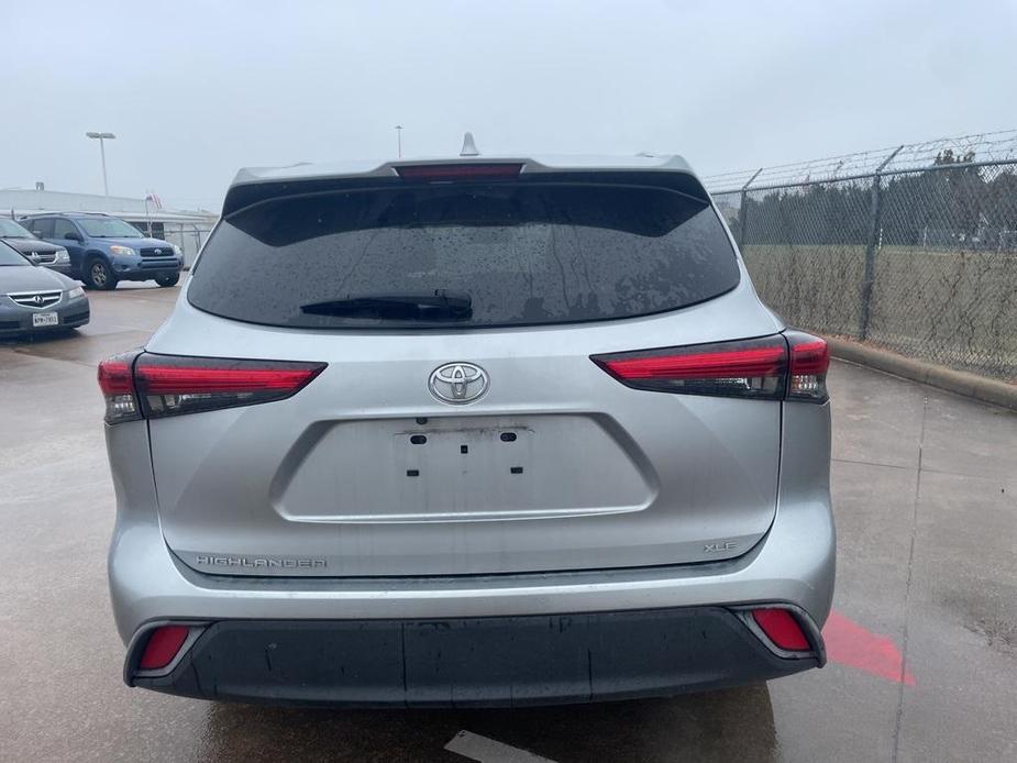 used 2020 Toyota Highlander car, priced at $28,995