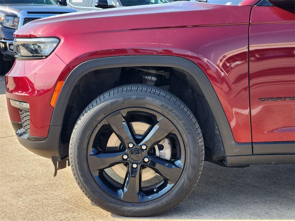 used 2024 Jeep Grand Cherokee L car, priced at $27,995