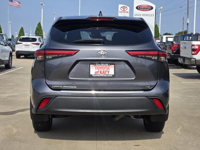 used 2023 Toyota Highlander car, priced at $32,995