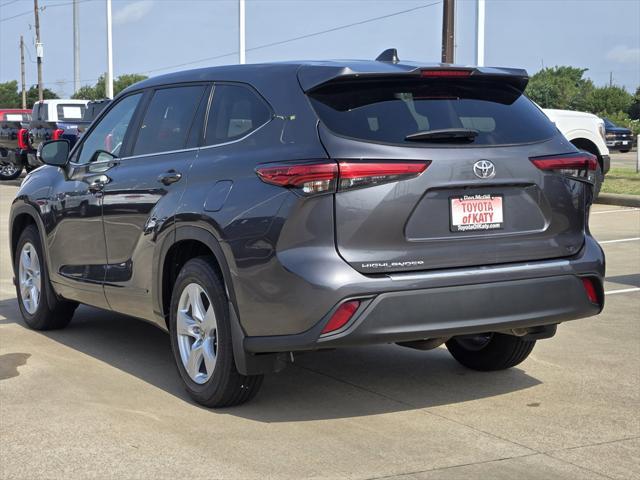 used 2023 Toyota Highlander car, priced at $32,995