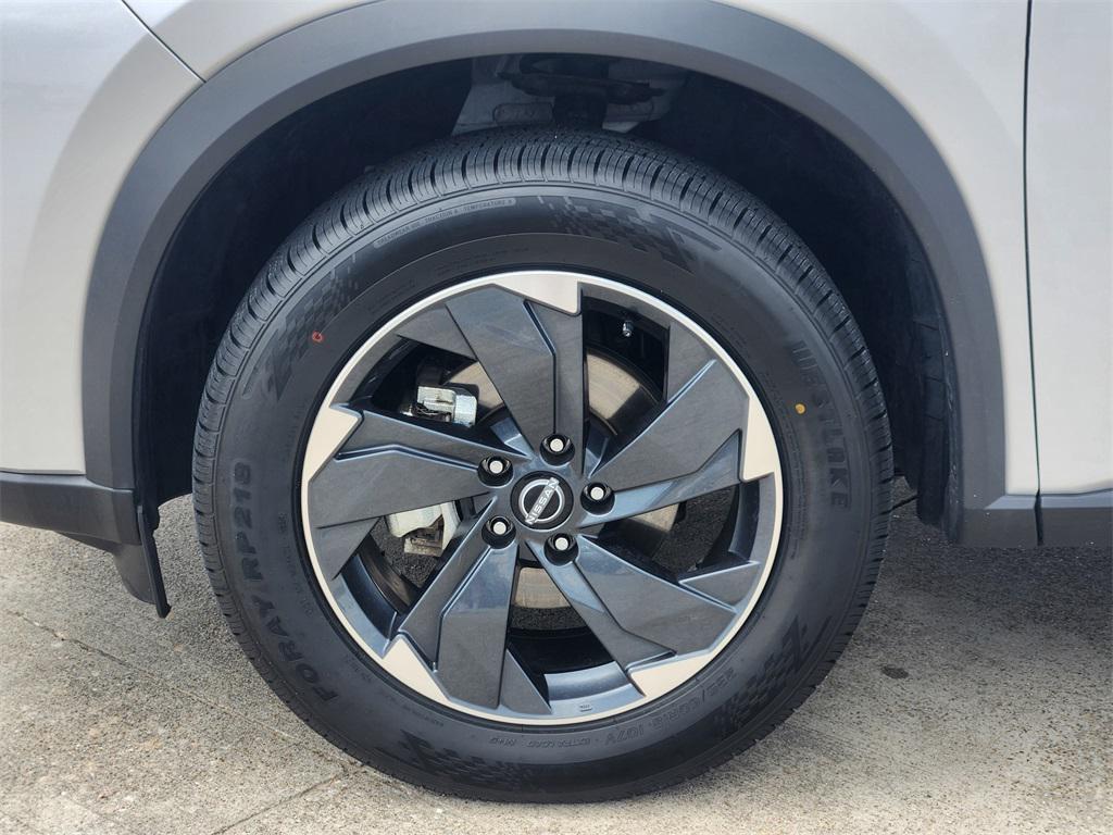 used 2024 Nissan Rogue car, priced at $20,995