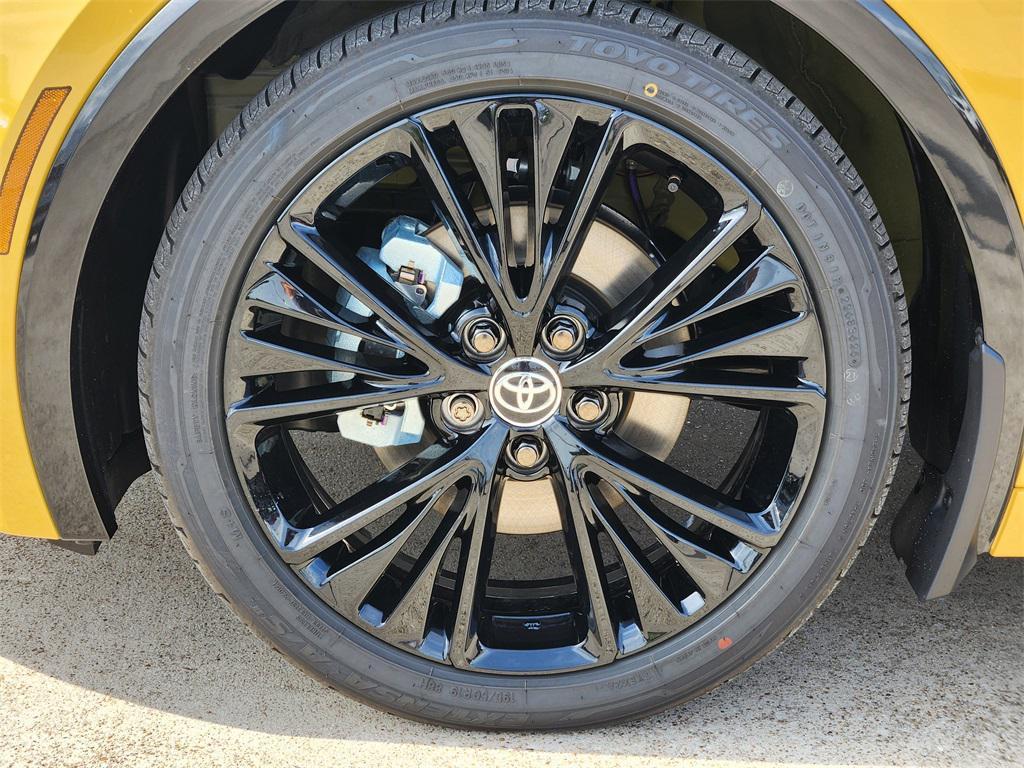 new 2026 Toyota Prius Plug-In Hybrid car, priced at $41,527