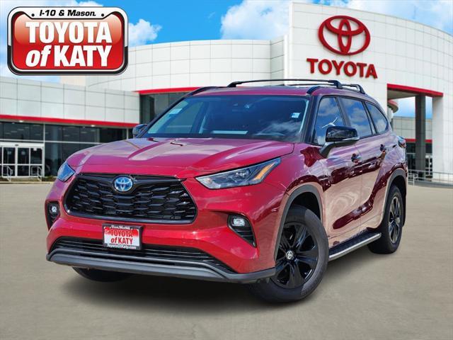 used 2024 Toyota Highlander Hybrid car, priced at $49,195