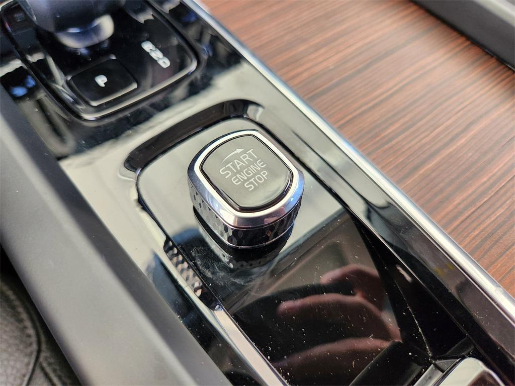 used 2024 Volvo XC60 car, priced at $34,995