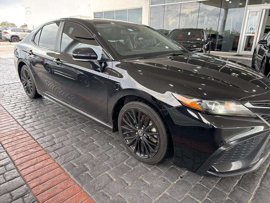 used 2022 Toyota Camry Hybrid car, priced at $26,640