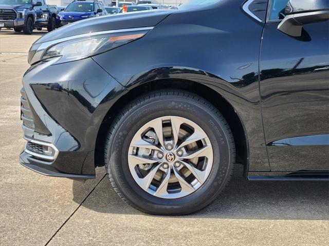 used 2023 Toyota Sienna car, priced at $39,595