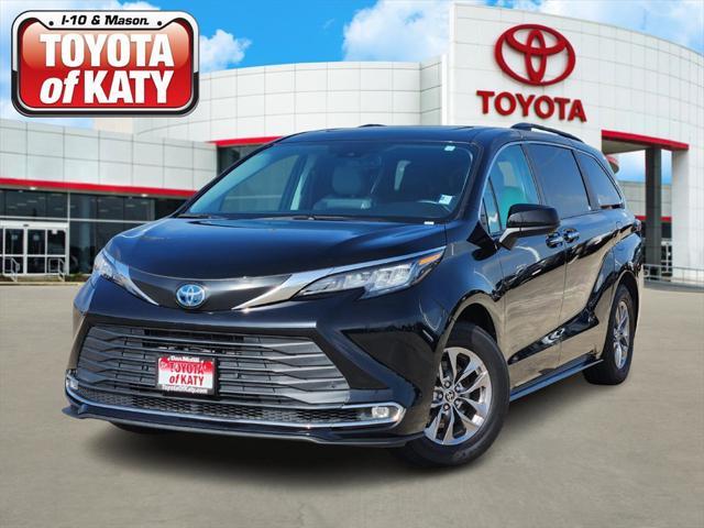 used 2023 Toyota Sienna car, priced at $39,595