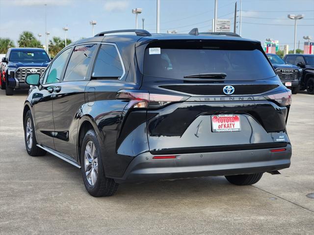 used 2023 Toyota Sienna car, priced at $39,595