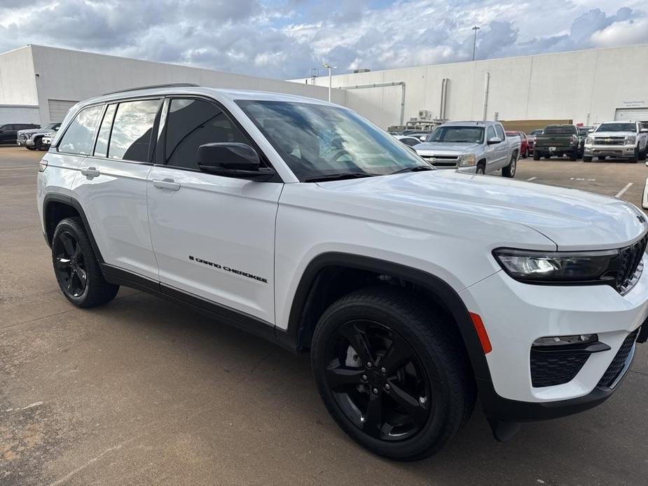 used 2023 Jeep Grand Cherokee car, priced at $33,748