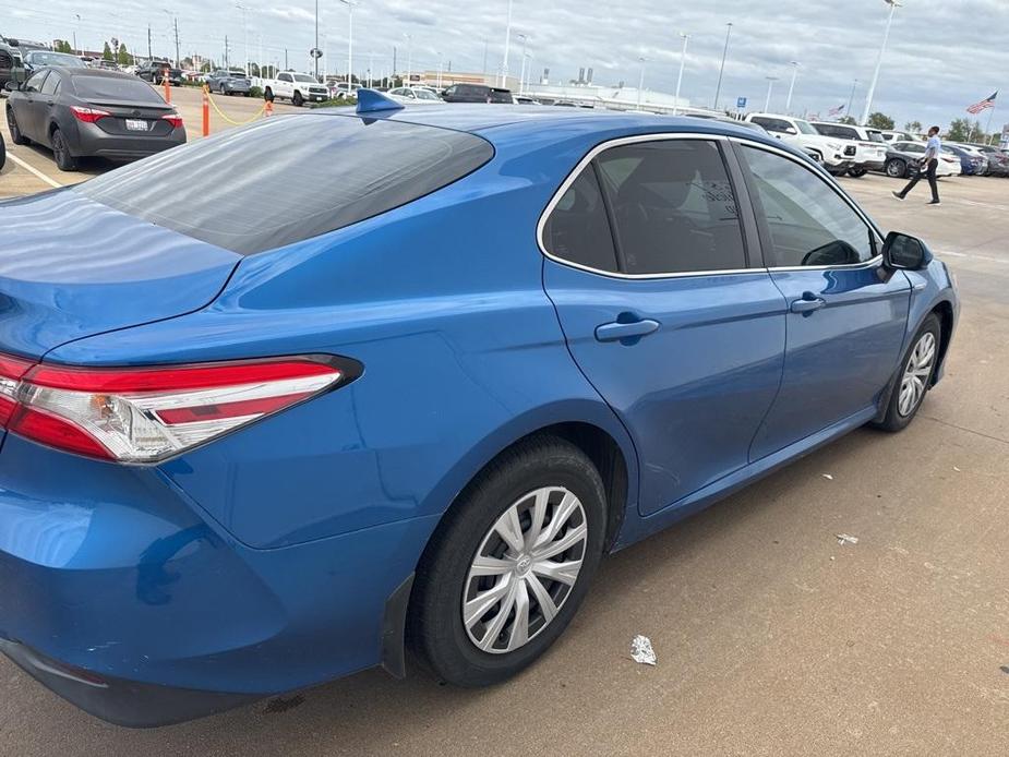 used 2020 Toyota Camry Hybrid car, priced at $25,192