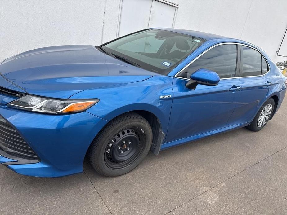 used 2020 Toyota Camry Hybrid car, priced at $25,192