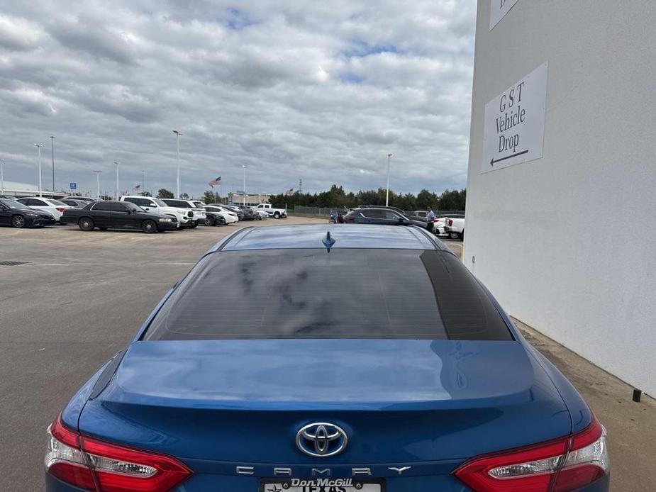 used 2020 Toyota Camry Hybrid car, priced at $25,192