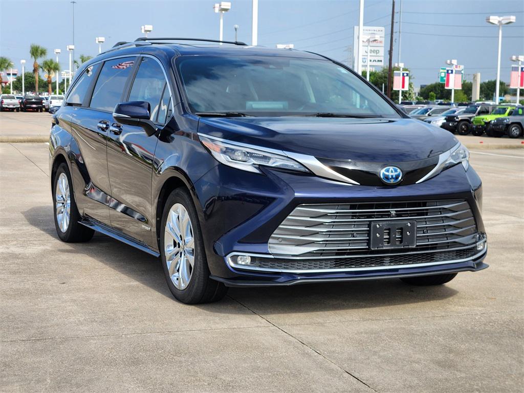 used 2021 Toyota Sienna car, priced at $39,695