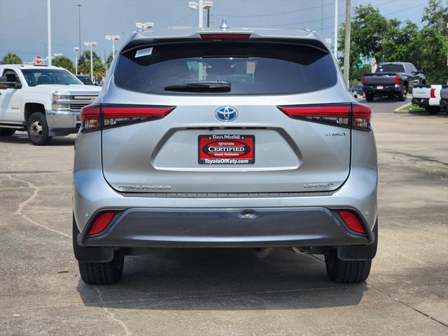 used 2022 Toyota Highlander Hybrid car, priced at $40,695