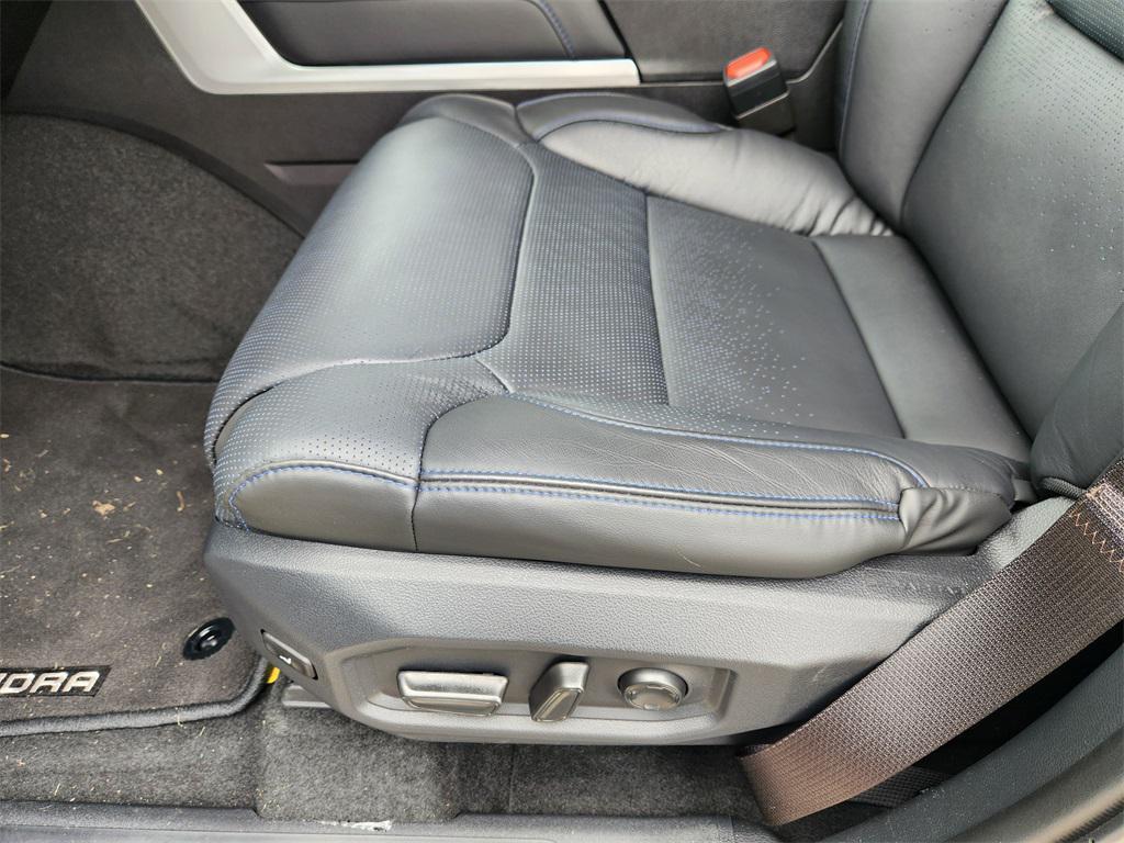new 2025 Toyota Tundra Hybrid car