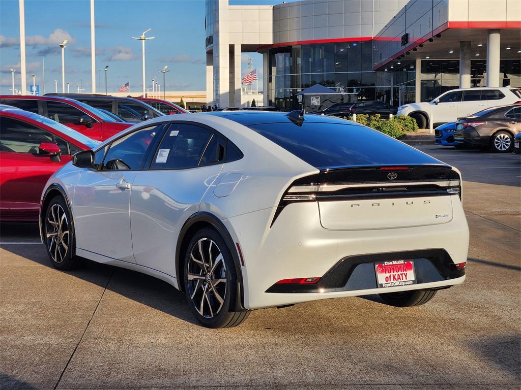new 2026 Toyota Prius Plug-In Hybrid car, priced at $46,282