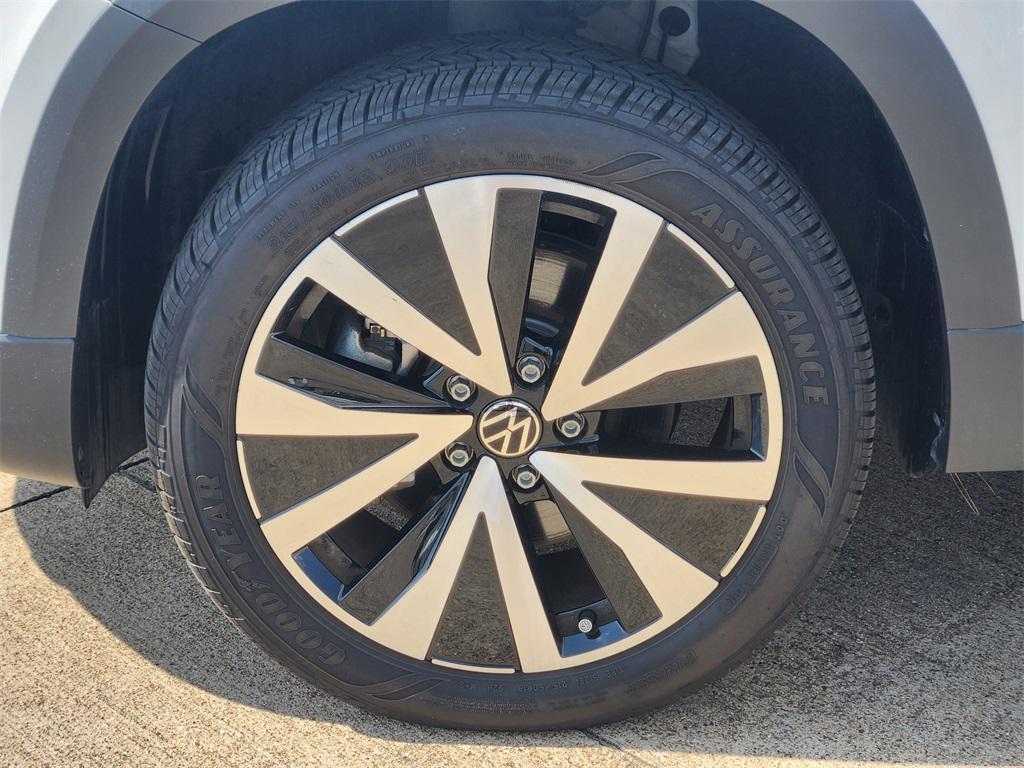 used 2024 Volkswagen Taos car, priced at $22,495
