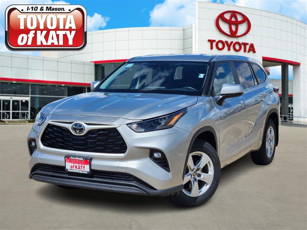 used 2024 Toyota Highlander car, priced at $35,695