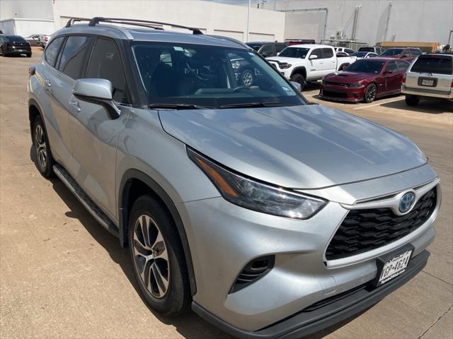 used 2024 Toyota Highlander Hybrid car, priced at $42,495